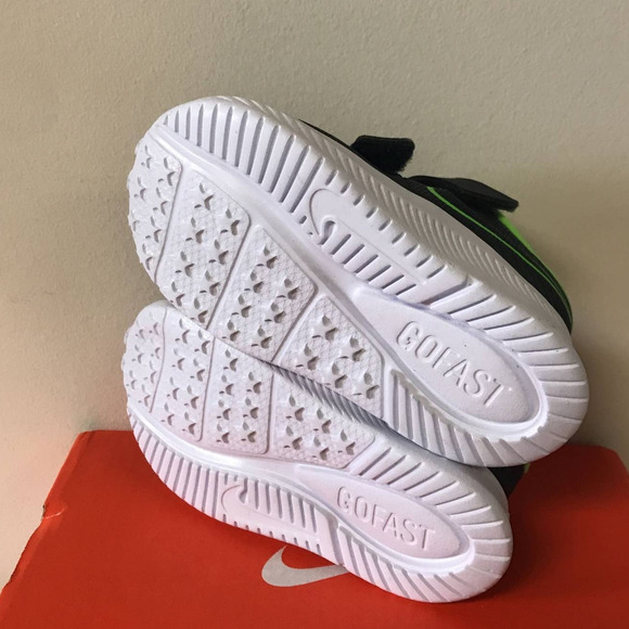 Nike Kids Star Runner 2 TDV Sneaker, Size 4C, Gray - Picture 5 of 7